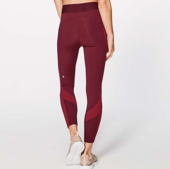 Lululemon Box it out tight - Picture 2 of 6